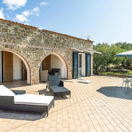 Casa Grecale アッチャロリ